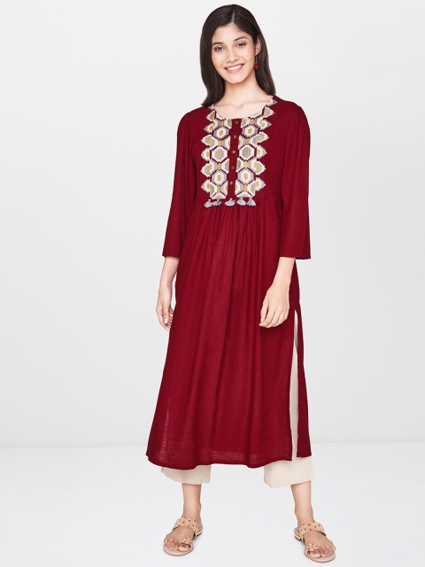

Global Desi Women Maroon & Beige Yoke Design Straight Kurta