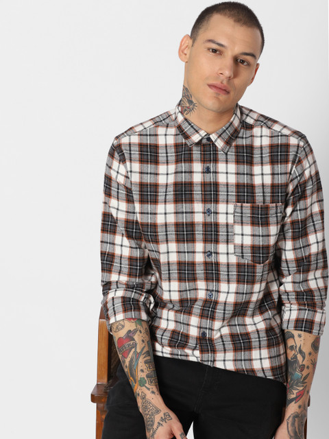 

Jack & Jones Men Grey & Off-White Regular Fit Checked Casual Shirt