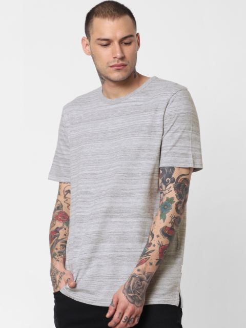 

Jack & Jones Men Grey Melange Solid Round Neck T-shirt