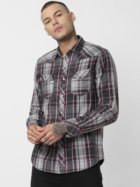 

Jack & Jones Men Black & Grey Slim Fit Checked Casual Shirt
