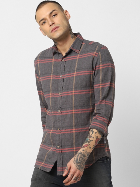 

Jack & Jones Men Grey & Pink Slim Fit Checked Casual Shirt