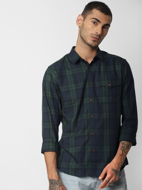

Jack & Jones Men Turquoise Blue & Green Slim Fit Checked Casual Shirt