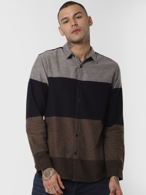 

Jack & Jones Men Grey & Navy Blue Regular Fit Colourblocked Casual Shirt