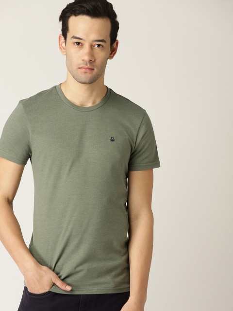 

United Colors of Benetton Men Olive Green Solid Round Neck T-shirt