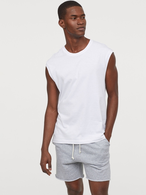 

H&M Men Grey Solid Raw-Edged Sweatshirt Shorts