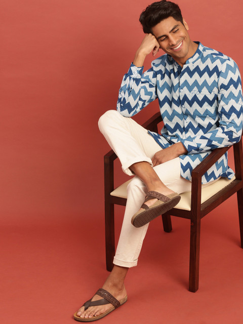 

Taavi Men Navy Blue & White Indigo Hand Block Printed Casual Sustainable Shirt with Roll-Up Sleeves