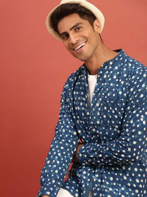 

Taavi Men Navy Blue & White Indigo Hand Block Printed Casual Sustainable Shirt with Roll-Up Sleeves