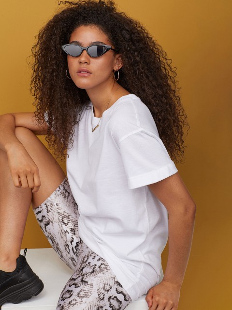 

H&M Women White Solid Long T-shirt