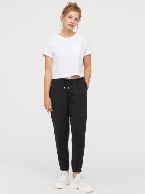 

H&M Women Black Solid Pull-On Trousers
