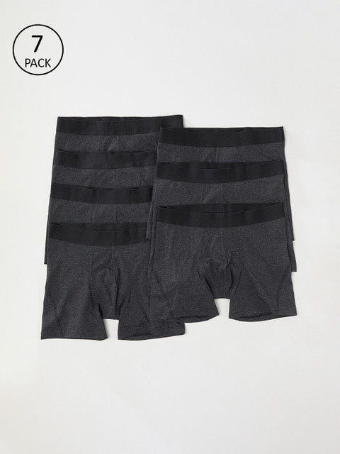 

H&M Men Black Solid 7-Pack Mid Trunks 0575447004