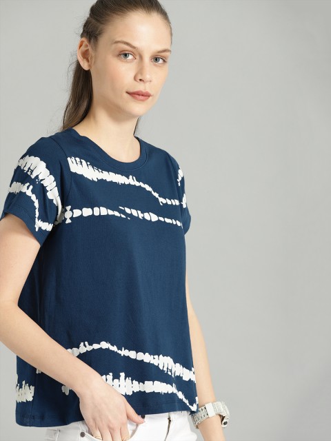 

The Roadster Lifestyle Co Women Navy Blue White Printed Round Neck Pure Cotton T-shirt