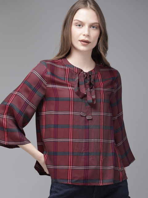 

The Roadster Lifestyle Co Women Maroon & Pink Checked Top