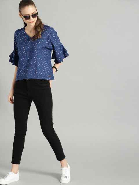 

The Roadster Lifestyle Co Women Navy Blue & Red Printed Top