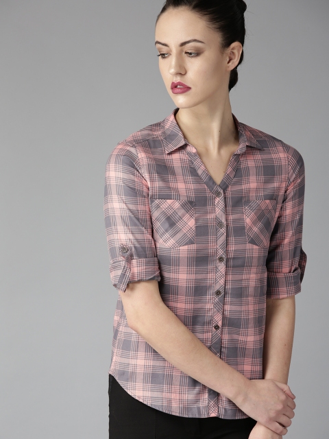 

The Roadster Lifestyle Co Women Peach-Coloured & Grey Regular Fit Checked Casual Shirt