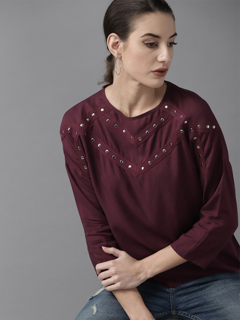 

The Roadster Lifestyle Co Women Aubergine Solid Top, Purple