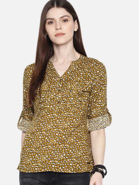 

The Roadster Lifestyle Co Women Olive Green & White Regular Fit Printed Casual Shirt