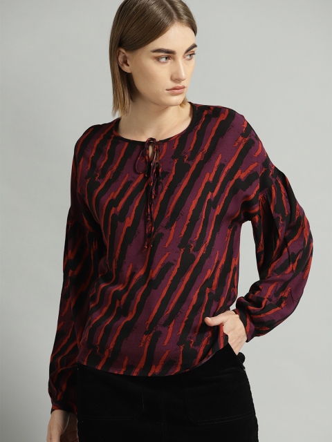 

The Roadster Lifestyle Co Women Purple & Orange Printed Top