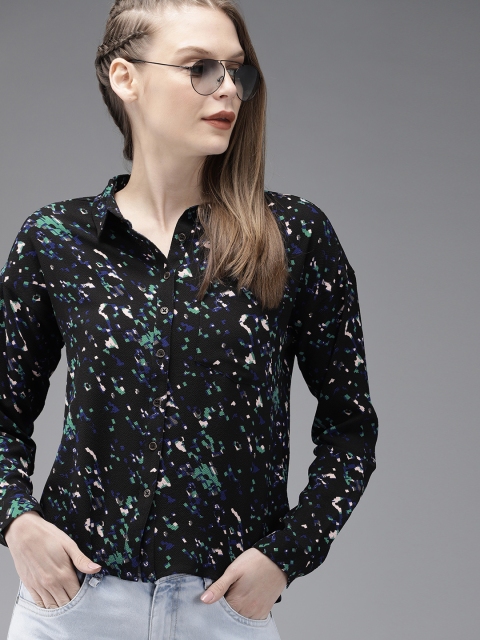 

Roadster Women Black & Peach-Coloured Regular Fit Printed Casual Shirt