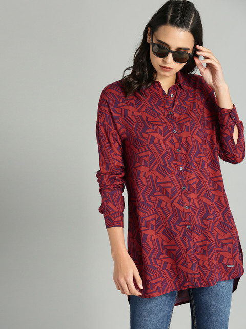 

The Roadster Lifestyle Co Women Rust Red & Maroon Regular Fit Printed Casual Shirt