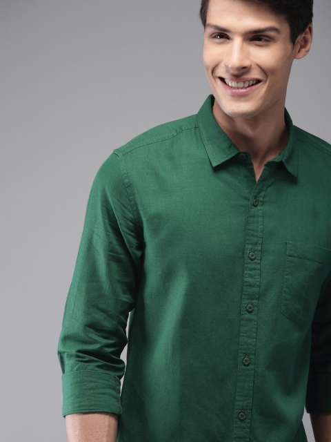 

HERE&NOW Men Green Regular Fit Solid Casual Shirt