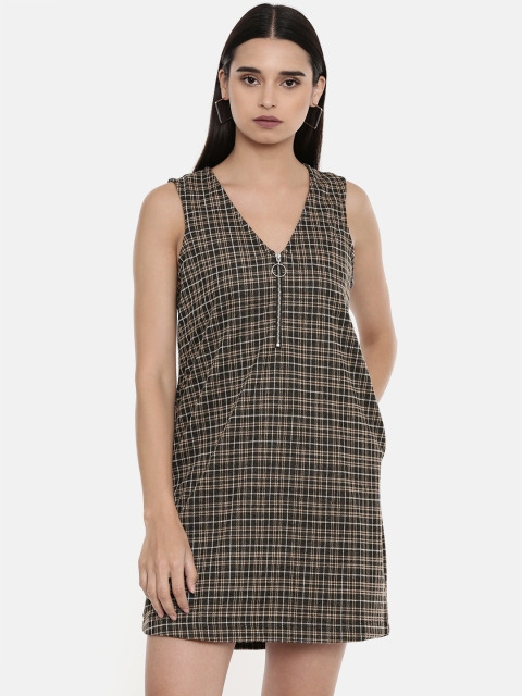 

Vero Moda Women Black & Beige Checked Sheath Dress