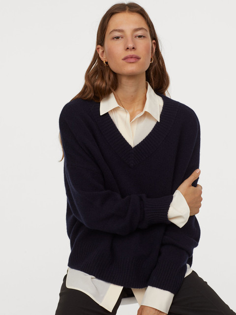 

H&M Women Blue Solid Fine-Knit Cashmere Jumper
