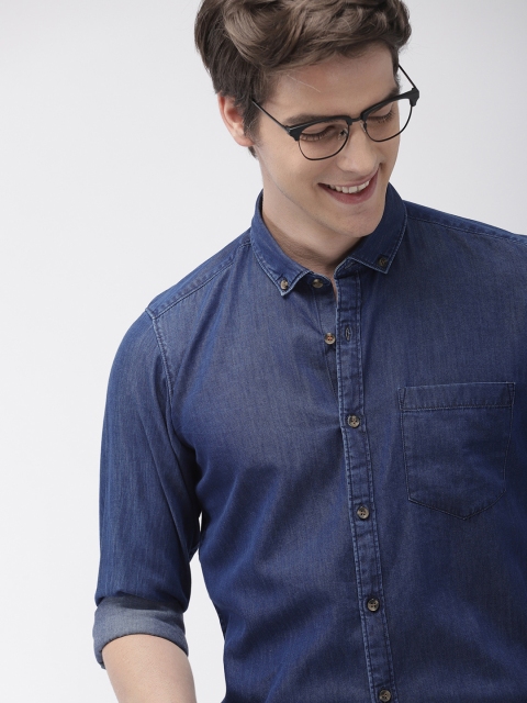 

Mast & Harbour Men Blue Regular Fit Solid Casual Chambray Shirt