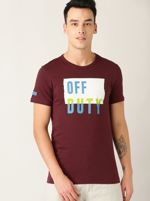 

United Colors of Benetton Men Burgundy Printed Round Neck T-shirt