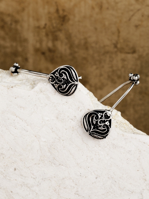 

Priyaasi Silver-Plated Oxidised Bugadi Ear Cuffs
