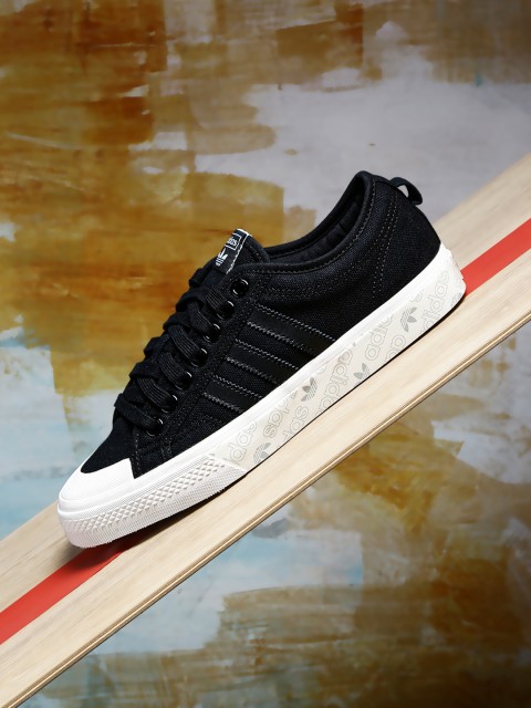 

ADIDAS Originals Women Black Nizza Solid Sneakers
