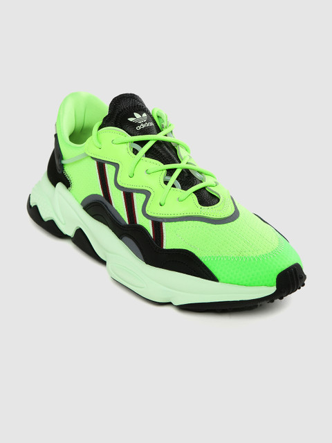 

ADIDAS Originals Men Green & Black OZWEEGO Colourblocked Sneakers