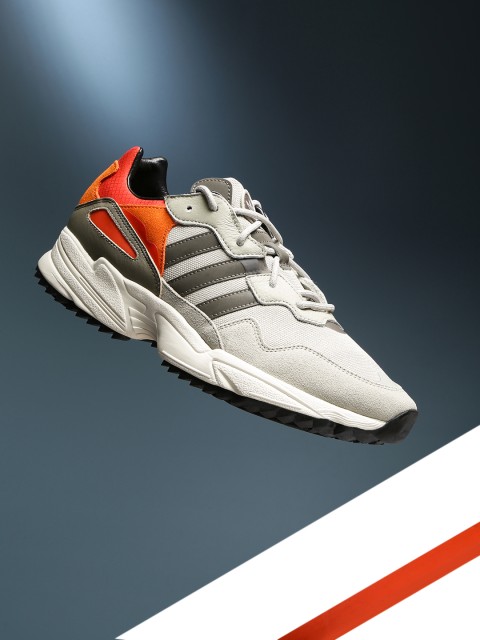 

ADIDAS Men Grey Solid Yung-96 Trail Sneakers
