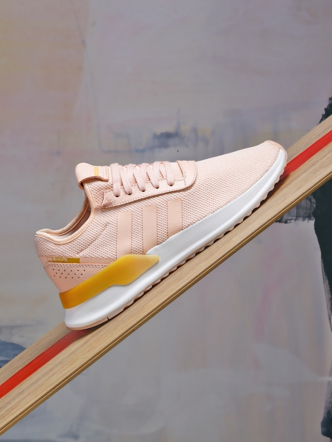 

ADIDAS Originals Women Peach-Coloured U_Path X Solid Sneakers