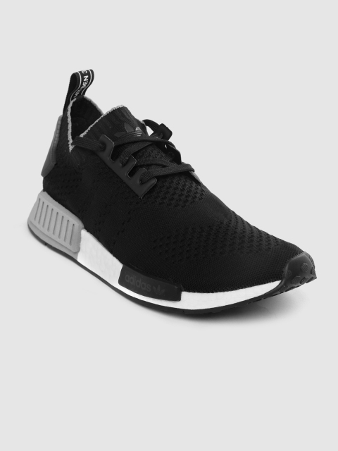 

ADIDAS Originals Men Navy Blue NMD_R1 Primeknit Woven Design Sneakers