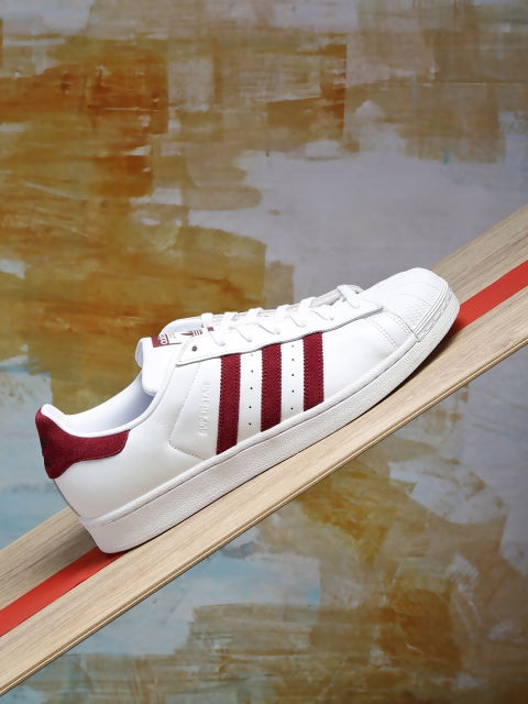 

ADIDAS Originals Men White Solid Superstar Leather Sneakers