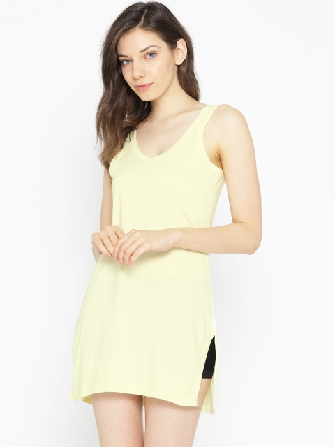 

Lady Lyka Yellow Solid Longline Camisole 10396713