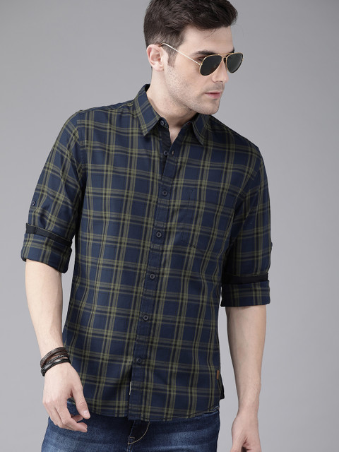 

Roadster Men Navy Blue & Olive Green Regular Fit Checked Casual Shirt