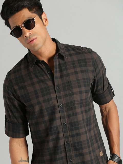 

Roadster Men Brown & Black Checked Casual Shirt