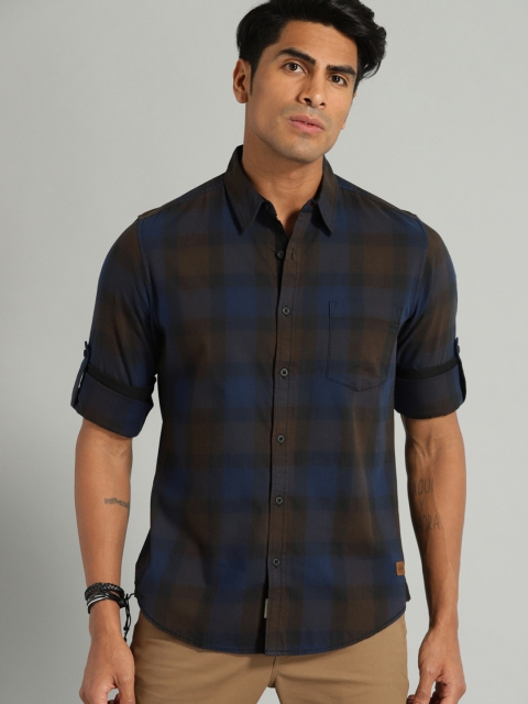 

Roadster Men Blue & Coffee Brown Regular Fit Checked Casual Shirt