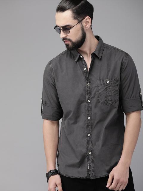 

Roadster Men Charcoal Grey Regular Fit Solid Casual Shirt