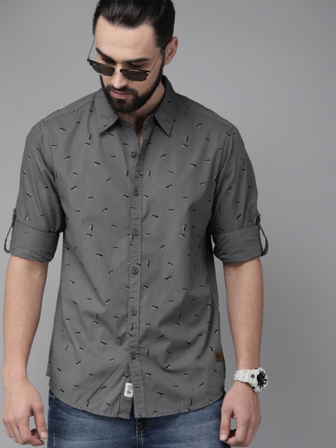 

Roadster Men Charcoal Grey Regular Fit Printed Casual Shirt