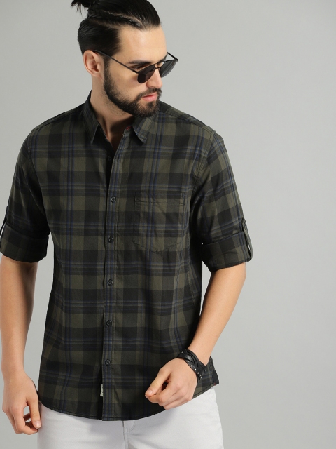 

Roadster Men Olive Green & Black Regular Fit Checked Casual Shirt
