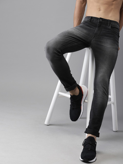 

HERE&NOW Men Black Skinny Fit Mid-Rise Clean Look Stretchable Jeans