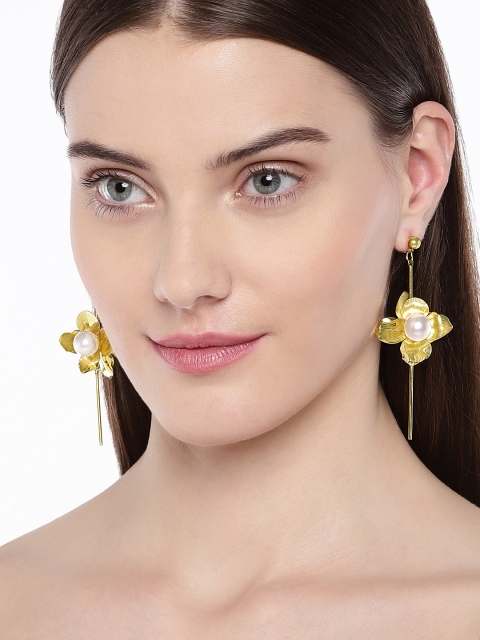 

OOMPH Gold-Plated Floral Drop Earrings