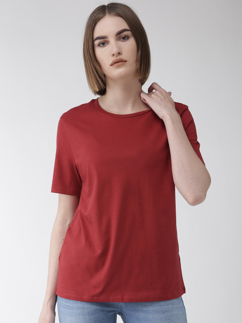 

Marks & Spencer Women Maroon Solid Round Neck T-shirt