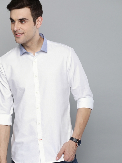 

Mast & Harbour Men White Regular Fit Solid Contrast Collar Casual Shirt