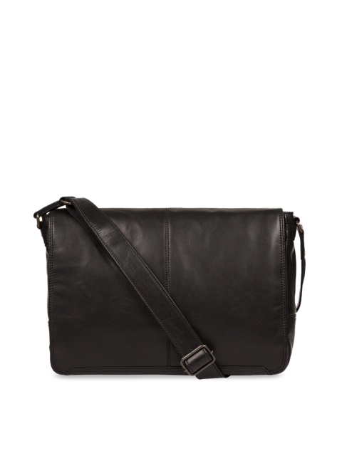 

PURE LUXURIES LONDON Men Black Conkca Range Genuine Leather Leao Messenger Bag