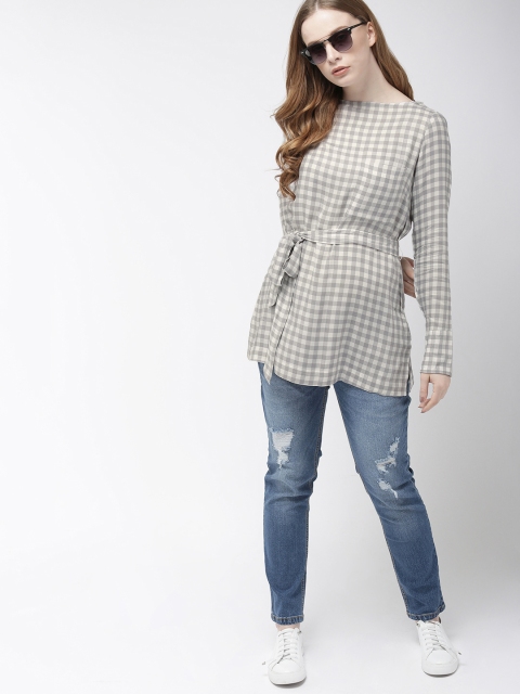 

Harvard Women Off-White & Grey Checked Regular Top