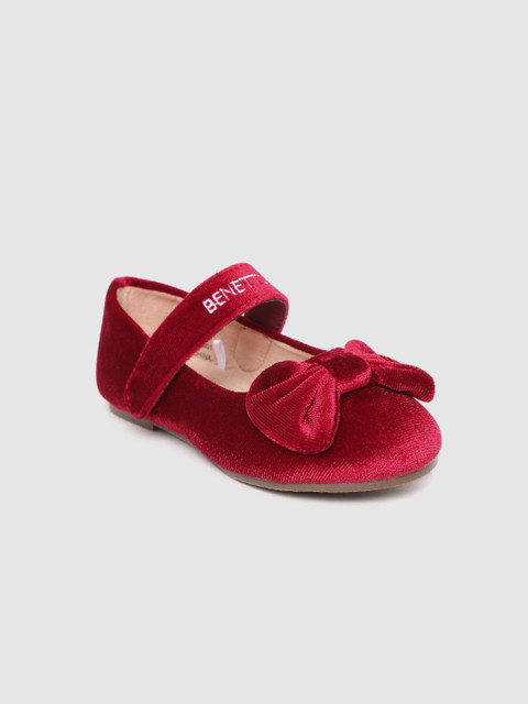 

United Colors of Benetton Girls Maroon Velvet Finish Ballerinas with Bow Detail