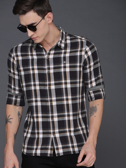 

WROGN Men Black & White Slim Fit Checked Casual Shirt